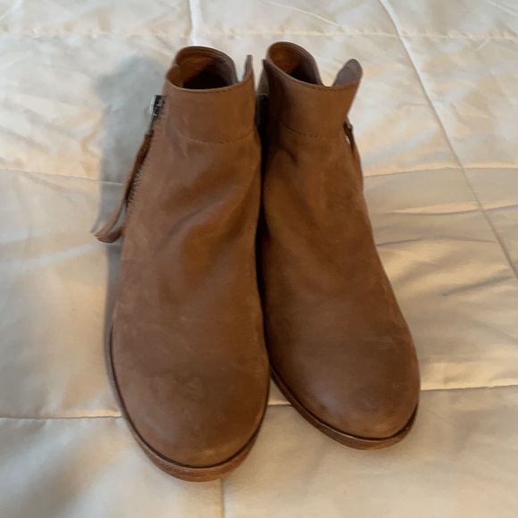 Girls Leather Booties - Picture 2 of 4